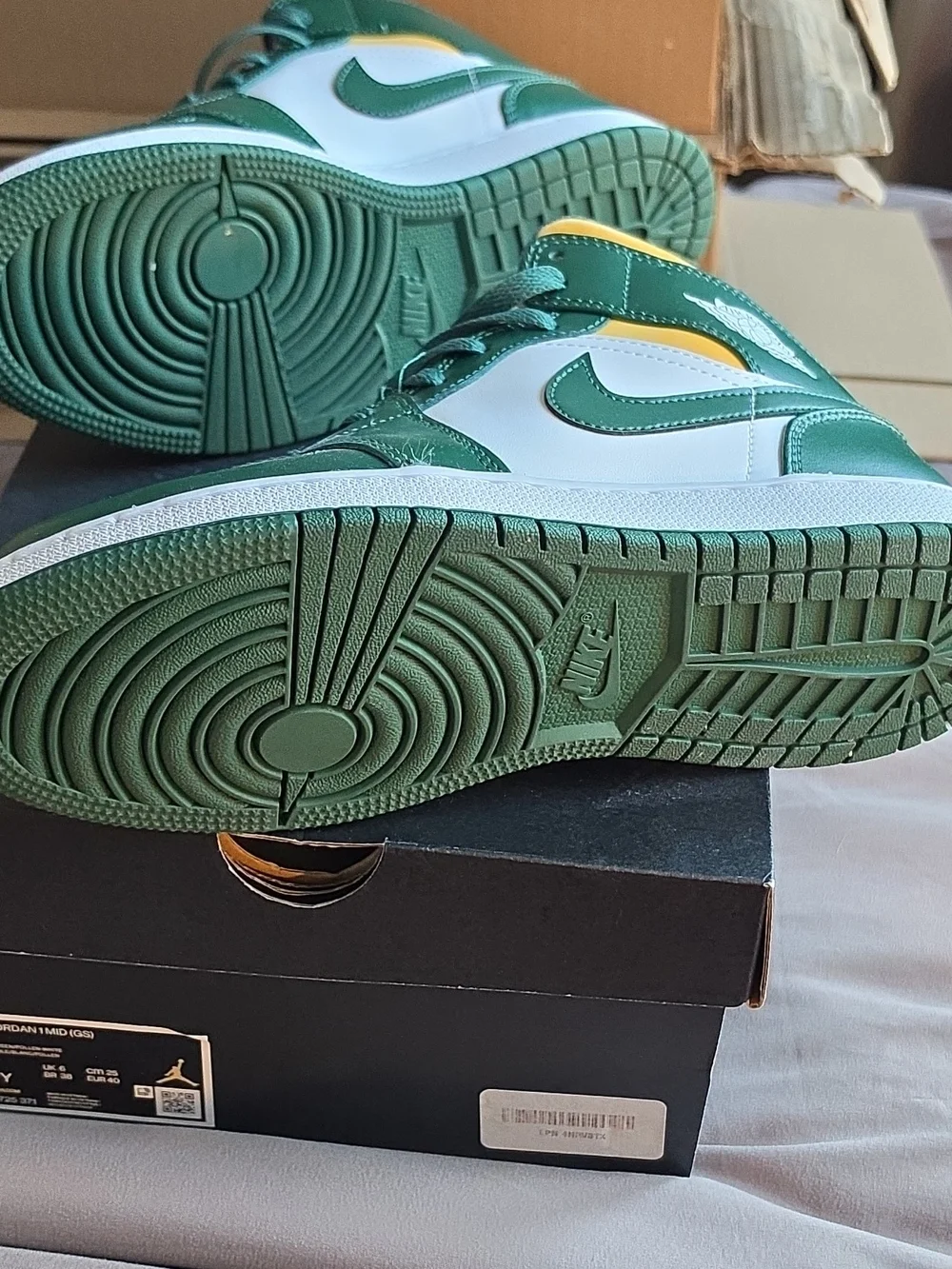 Jordan Kids Green and White Low-Top Sneakers